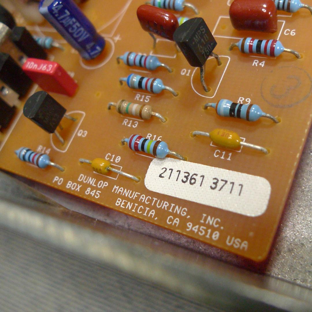 y805■WYLDE Wah cry baby ボディ＋アーティストモデル？基板