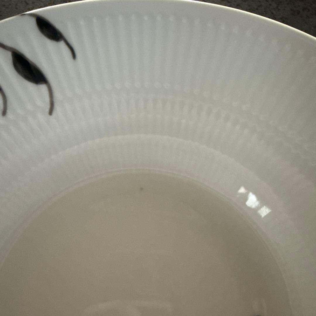 ロイヤルコペンハーゲン　ブラックフルーテッド メガディーププレート　2枚