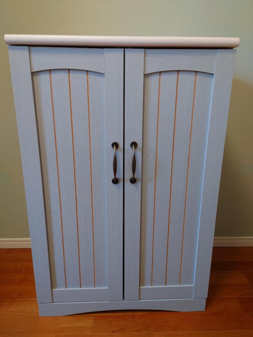 ニトリ　フレンチスタイル キャビネット