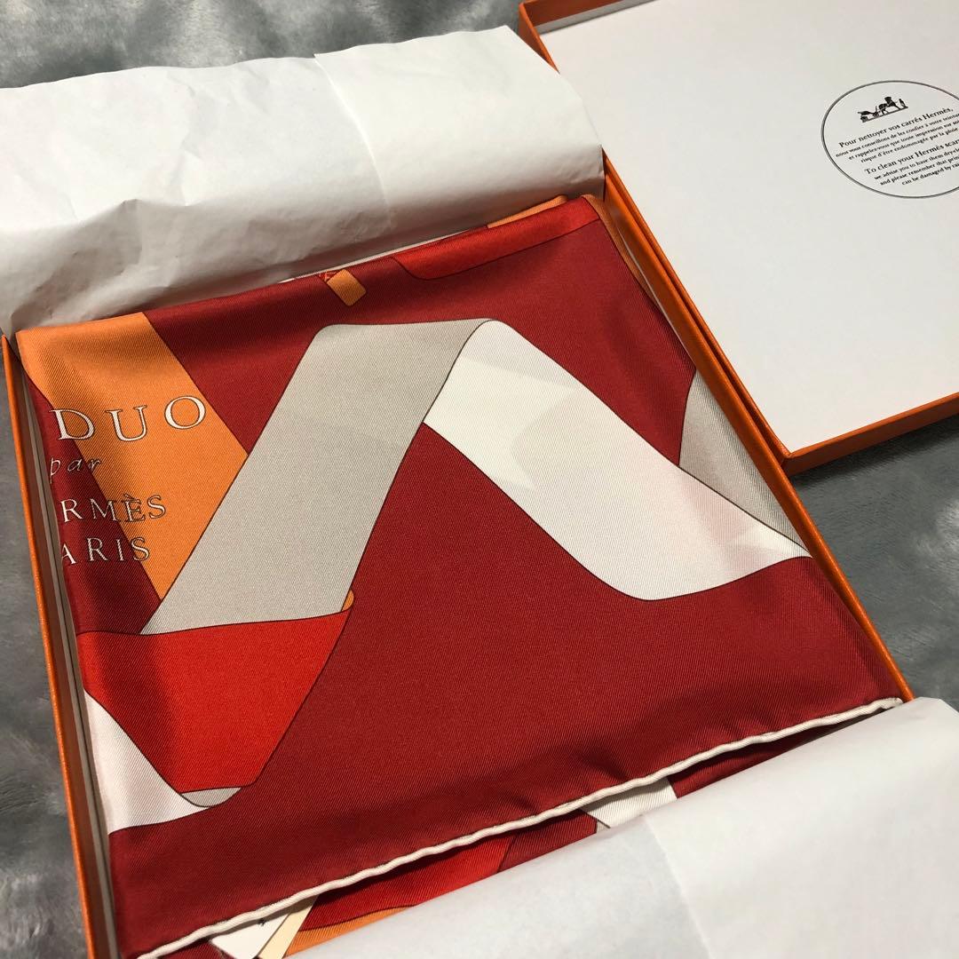 【値下げ可能】HERMES　Hermes　エルメス　EN DUO　シルクスカーフ