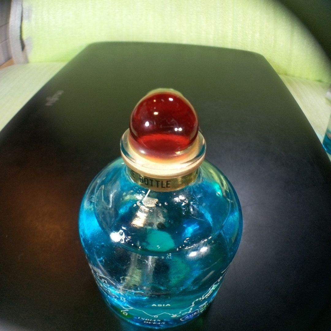 ①黒船　長崎オランダ村　ミニチュアボトル　②ラッコ　オイルドーム　①②セット