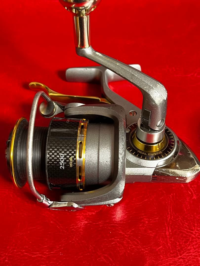 ダイワ　フカセ　グレ　チヌ　LBD インパルト　リール