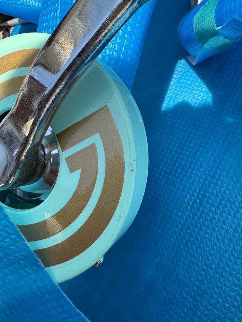 ミントグリーン 自転車 前カゴ付き　18インチ　補助輪付　子供自転車