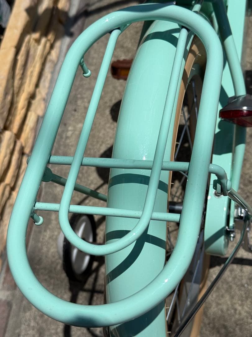 ミントグリーン 自転車 前カゴ付き　18インチ　補助輪付　子供自転車