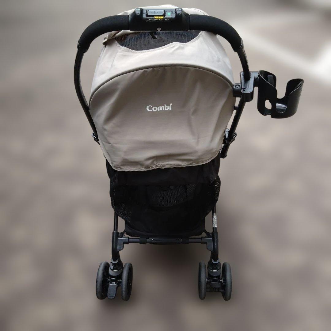 美品　Combi　スゴカル　エッグショックLA　ライトベージュ　レインカバー付