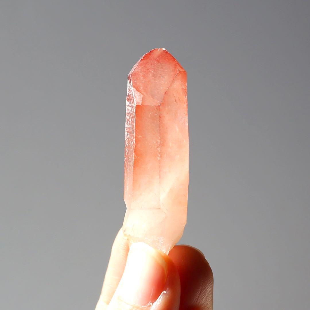 ディープピンクレムリアンシード 天然石 水晶 鉱物 一点物 クォーツ クリスタル