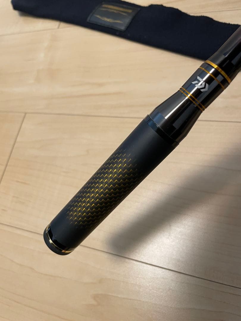 タカ【美品】【売切り】MONSTER TORQUE MH-53 磯竿