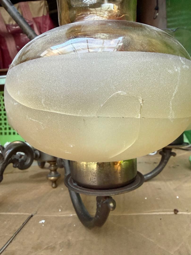 引き取り限定　イタリア製 6灯アンティークシャンデリア 直結工事用