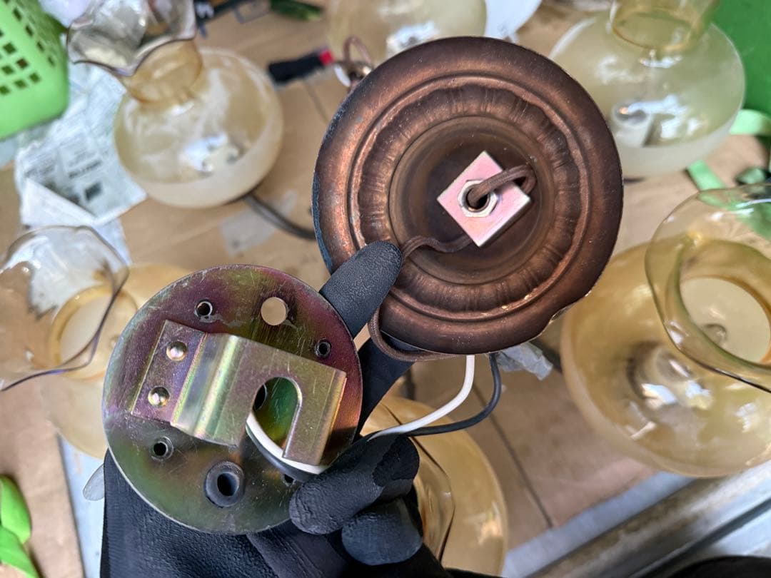 引き取り限定　イタリア製 6灯アンティークシャンデリア 直結工事用