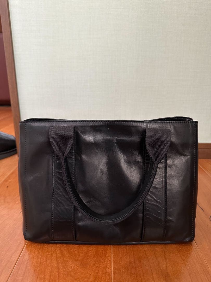 黒 レザー トートバッグ 中型