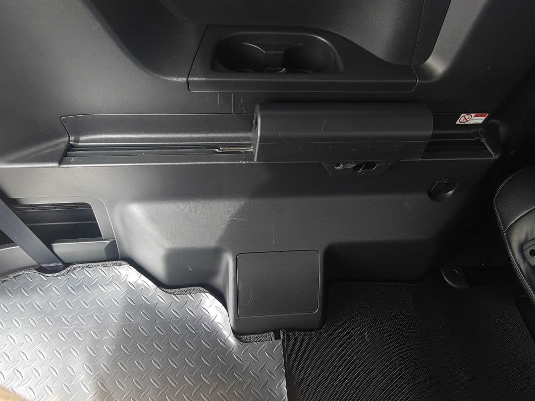 デリカD5専用ベッド■着払い(運賃表あります)