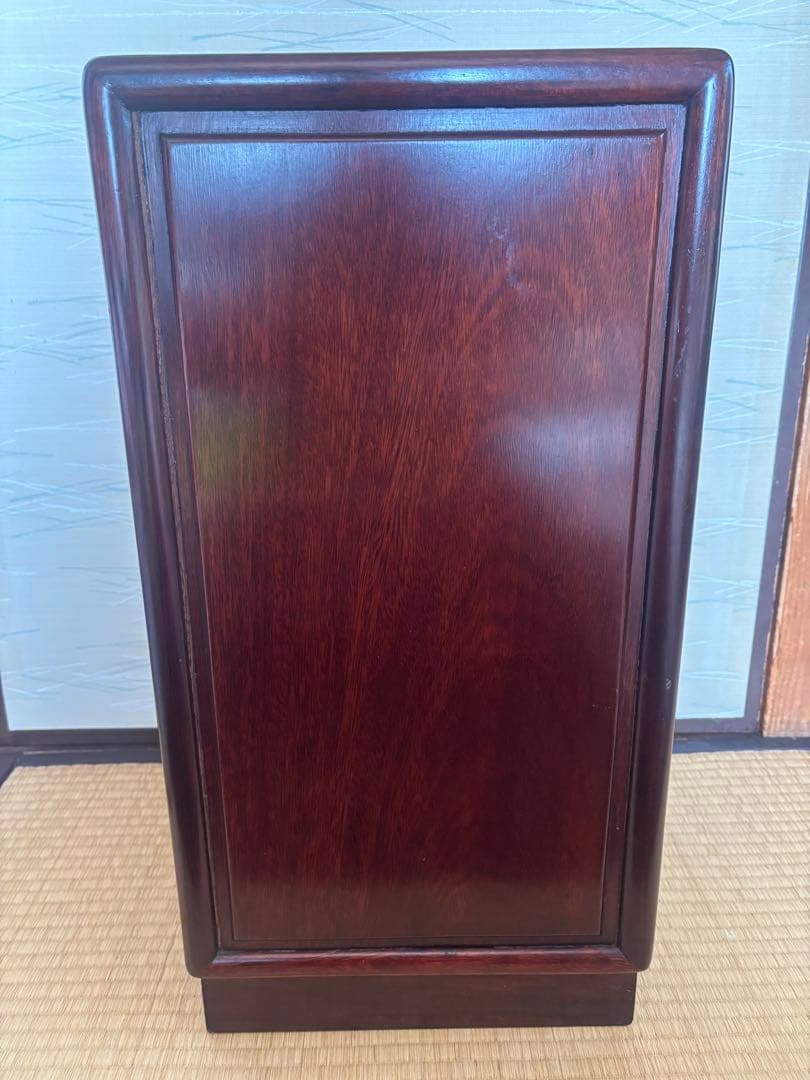 ☆値下げ☆ 花梨 螺鈿細工 小引出し 小物入れ ８段 箪笥 唐木　未使用保管品