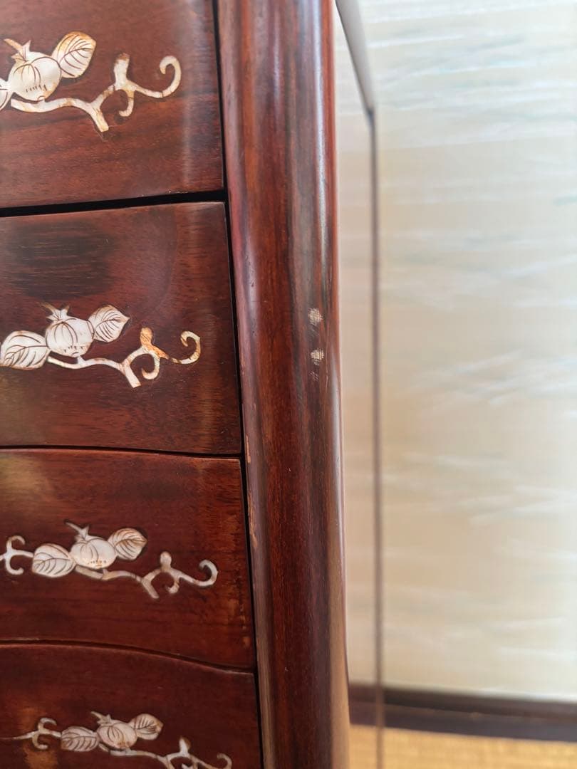 ☆値下げ☆ 花梨 螺鈿細工 小引出し 小物入れ ８段 箪笥 唐木　未使用保管品