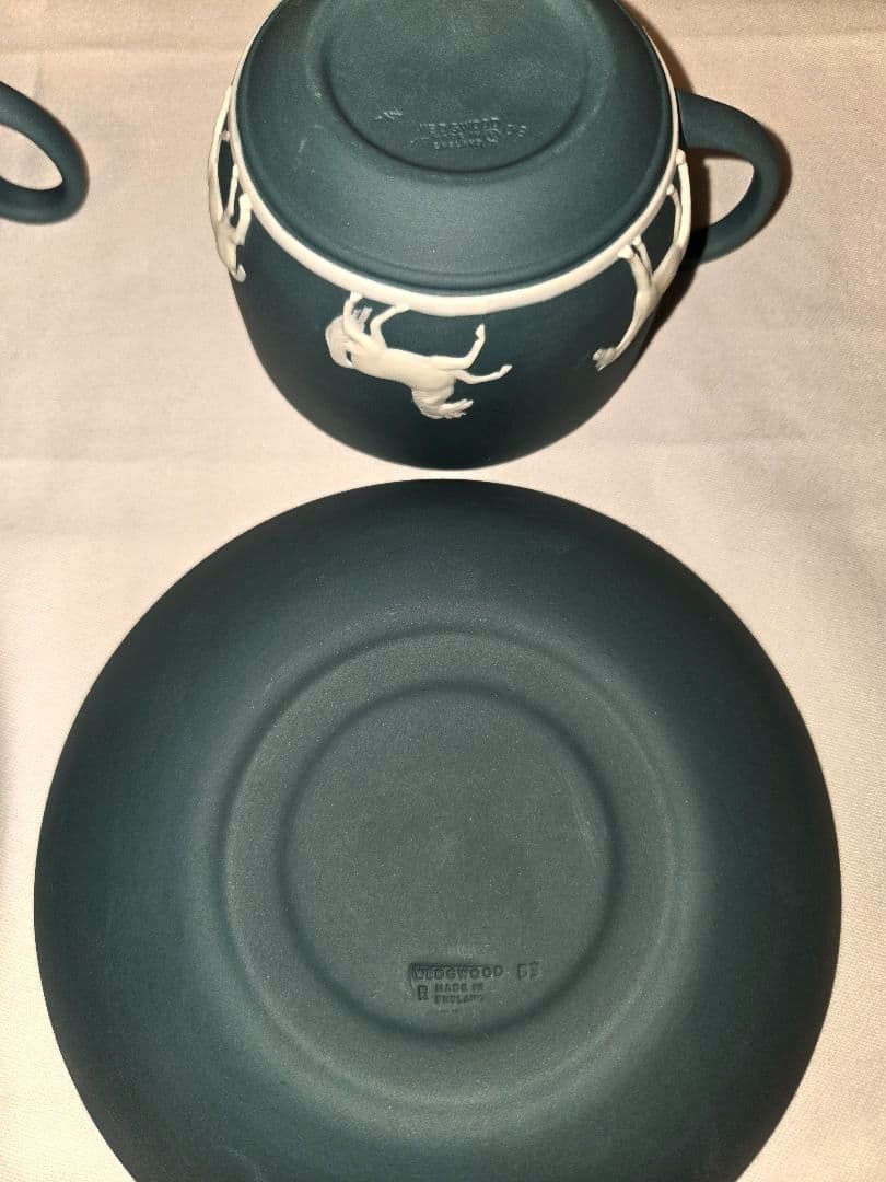 H*o様 希少品 ウェッジウッド ジャスパー カップ&ソーサー 馬 2客