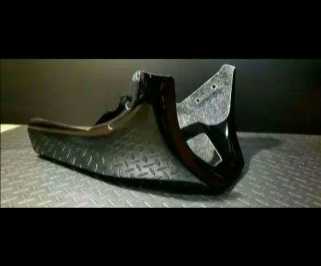 ヤマハ Vmax1200用　アンダーカウル新品です