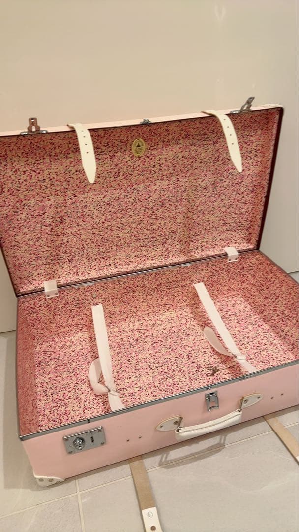 【希少】グローブトロッター　リバティ限定ピンク　30インチ