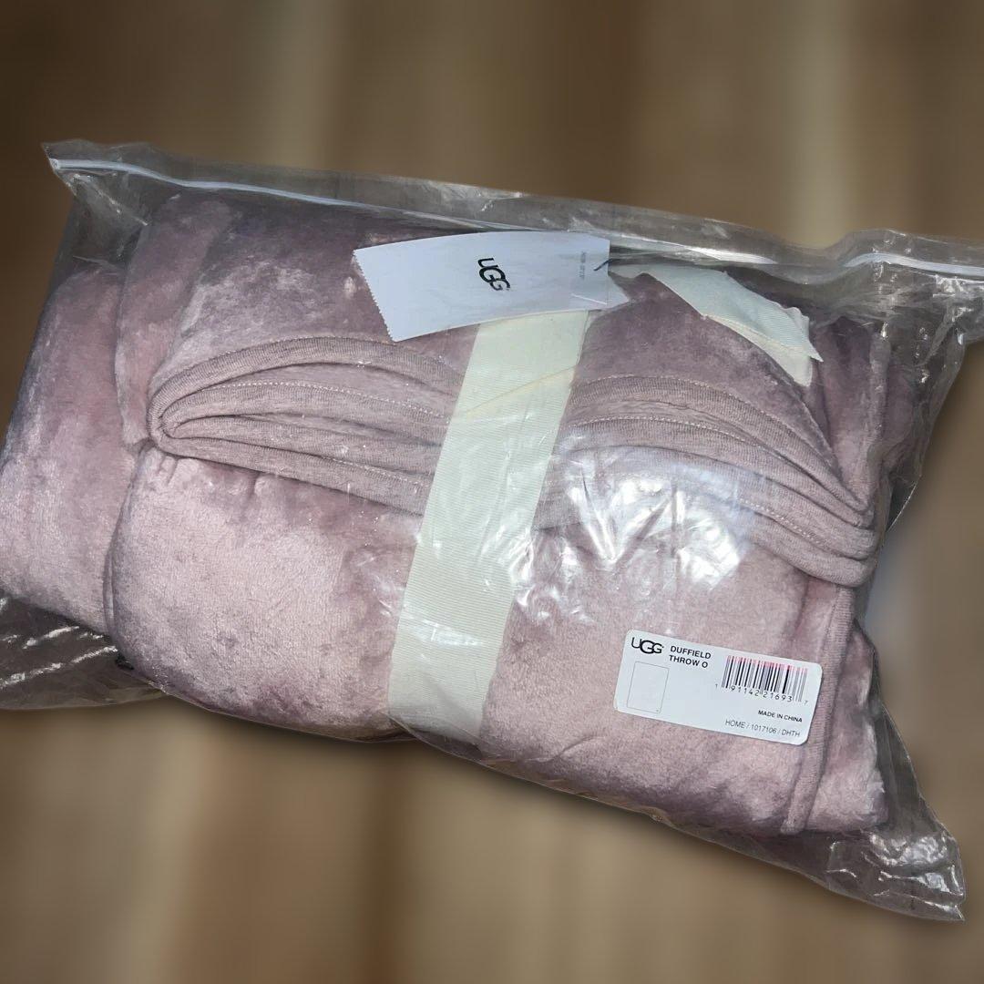 新品未開封UGGボアブランケットDUFFIELD THROW日本未発売希少
