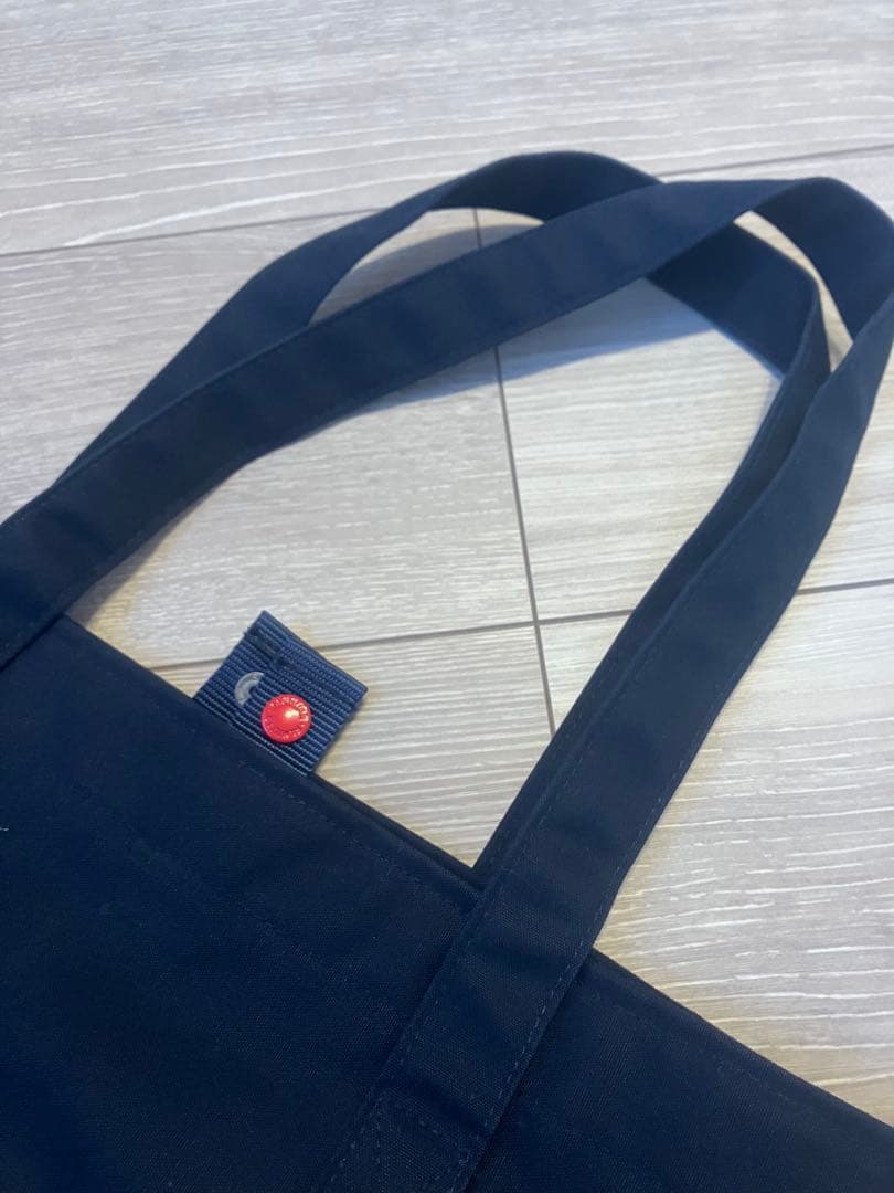 familiar マザーズバッグ・オムツ替えシート付き ファミリア