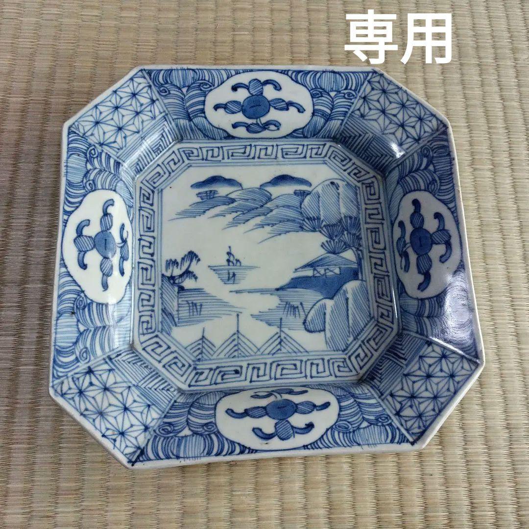 八角形の青白い和風皿