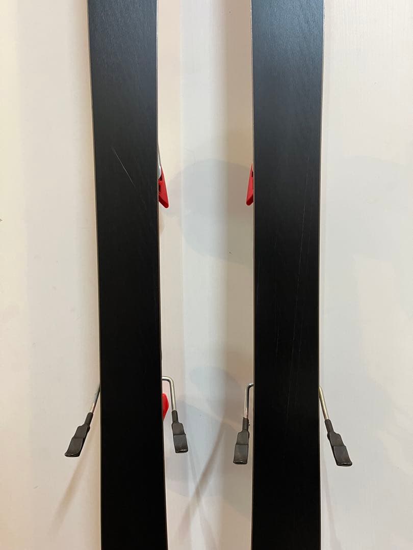 KEO'S SS スキー 板 赤黒 マーカービンディング付き