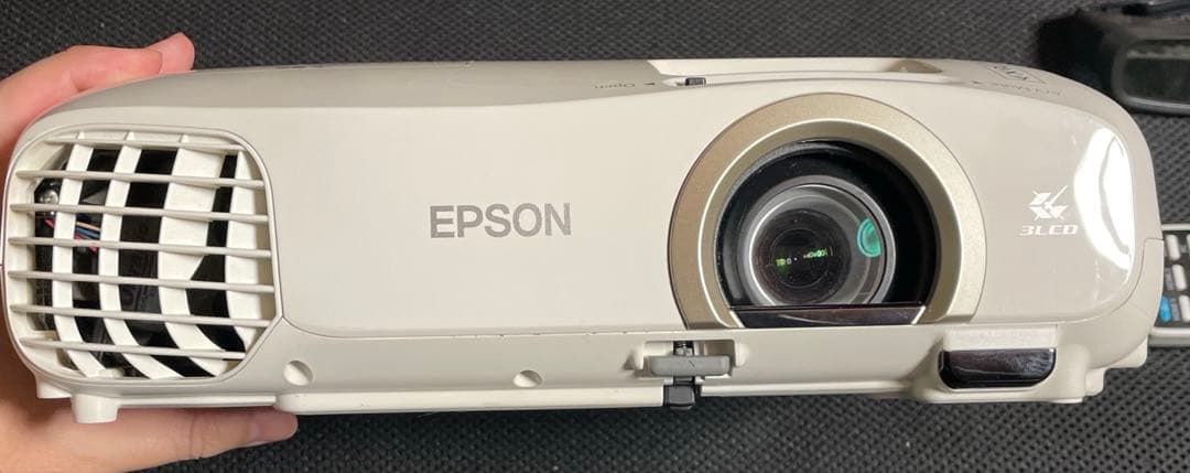 EPSON EH-TW5200 ホームプロジェクター 3Dメガネ付き