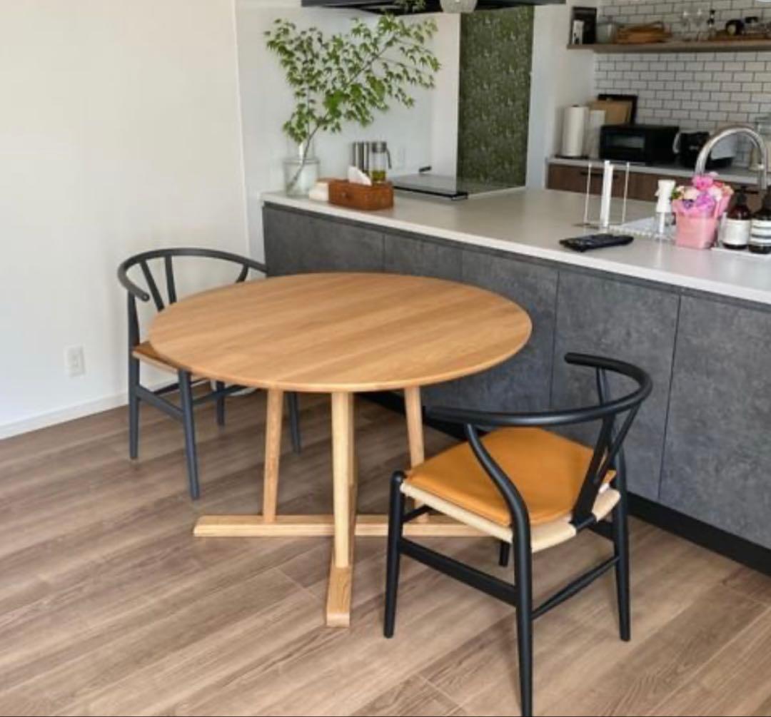 ACTUS THYMEダイニングテーブル ラウンド