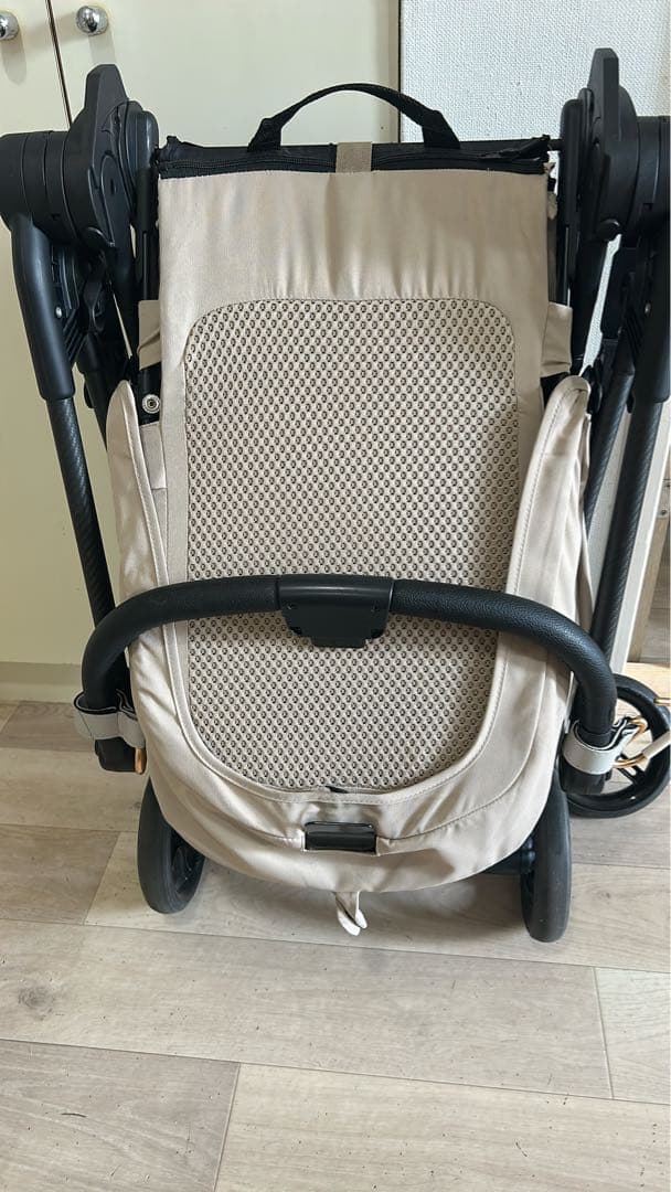 Cybex Melio Carbon 2023年モデル ベビーカー