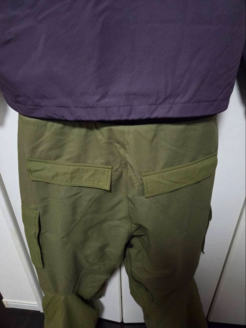 VOLCOM スノーボードウェア Lサイズ