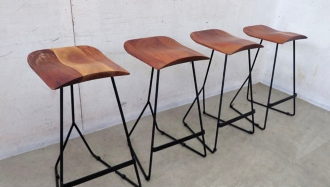 ナチュラルウッドのスツール　1脚　その②