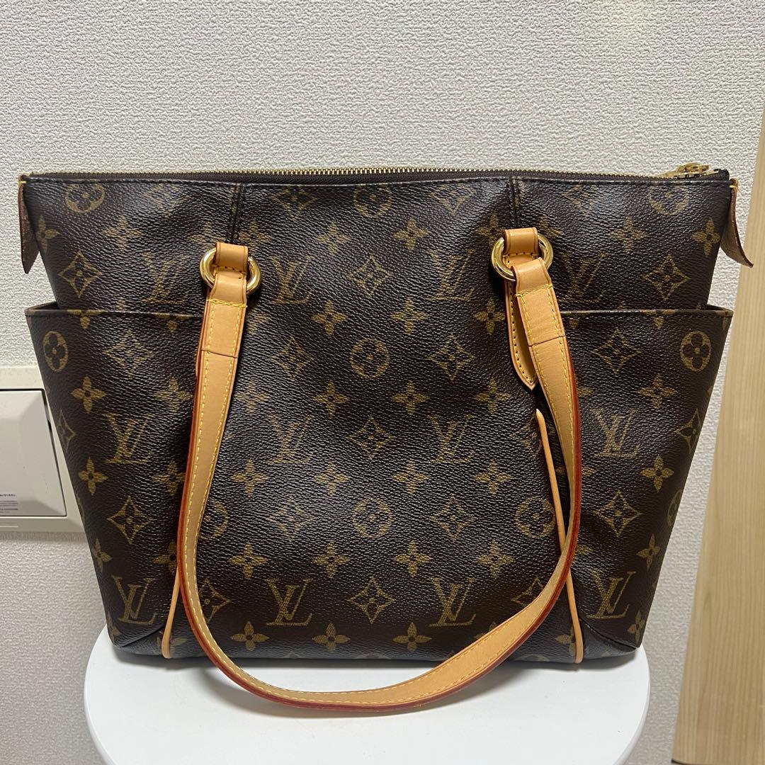 限定価格【美品】LOUIS VUITTON トータリーPMトートバッグ