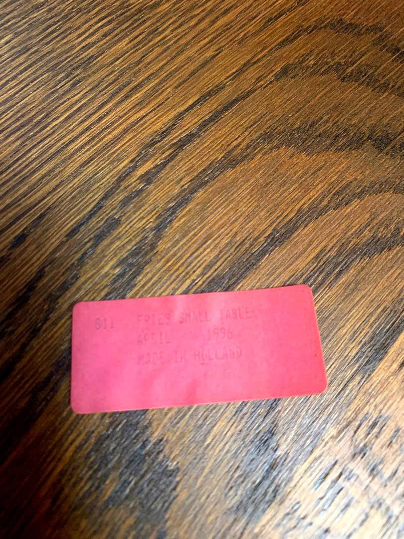 オランダ製　サイドテーブル