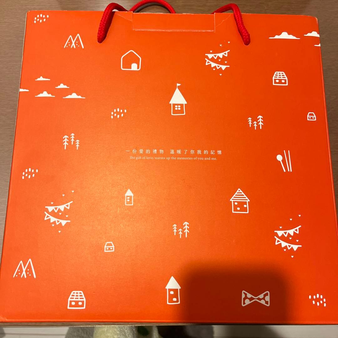 台湾　Mao 樂陶陶　夫婦茶碗　小皿　箸