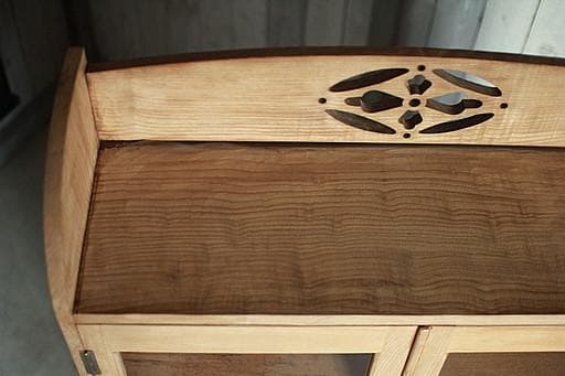 古い木枠のガラス戸棚　引き出し2杯　食器棚　水屋　キャビネット　古家具　古民家