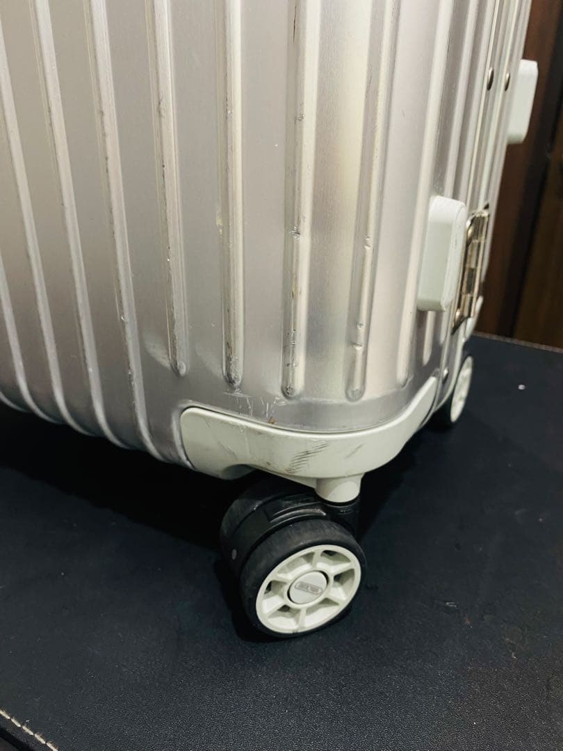 定価20万 リモワ　オリジナル　キャビン　ケリーケース　35L　機内持込　55