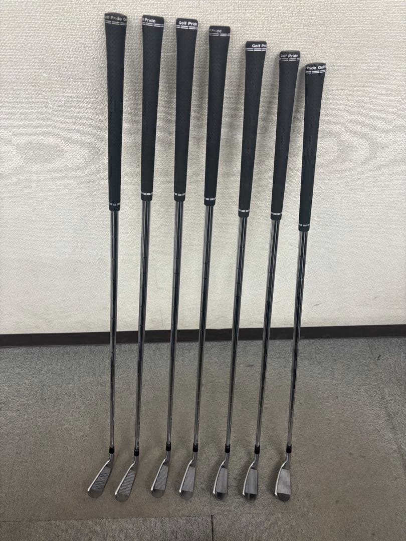 タイトリスト　T-MB718 中古