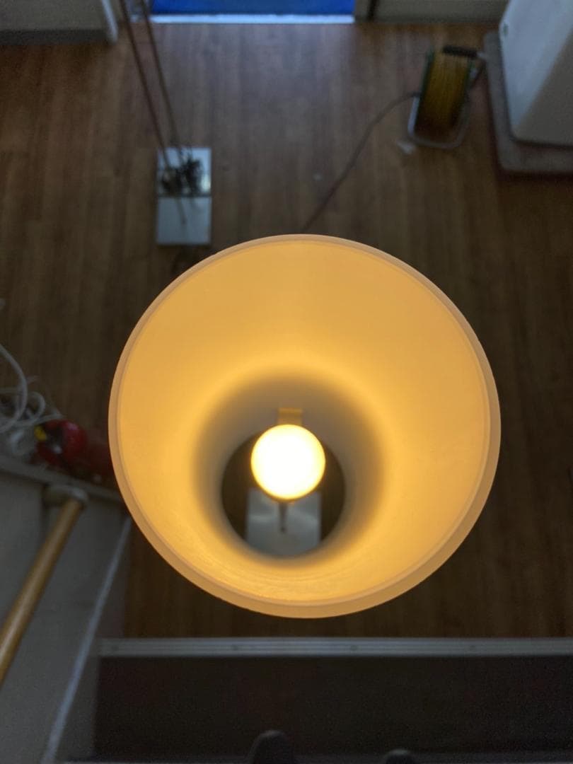 【福岡市限定】フロアライト 山田照明 LED 2018年製【安心の3ヶ月保証】