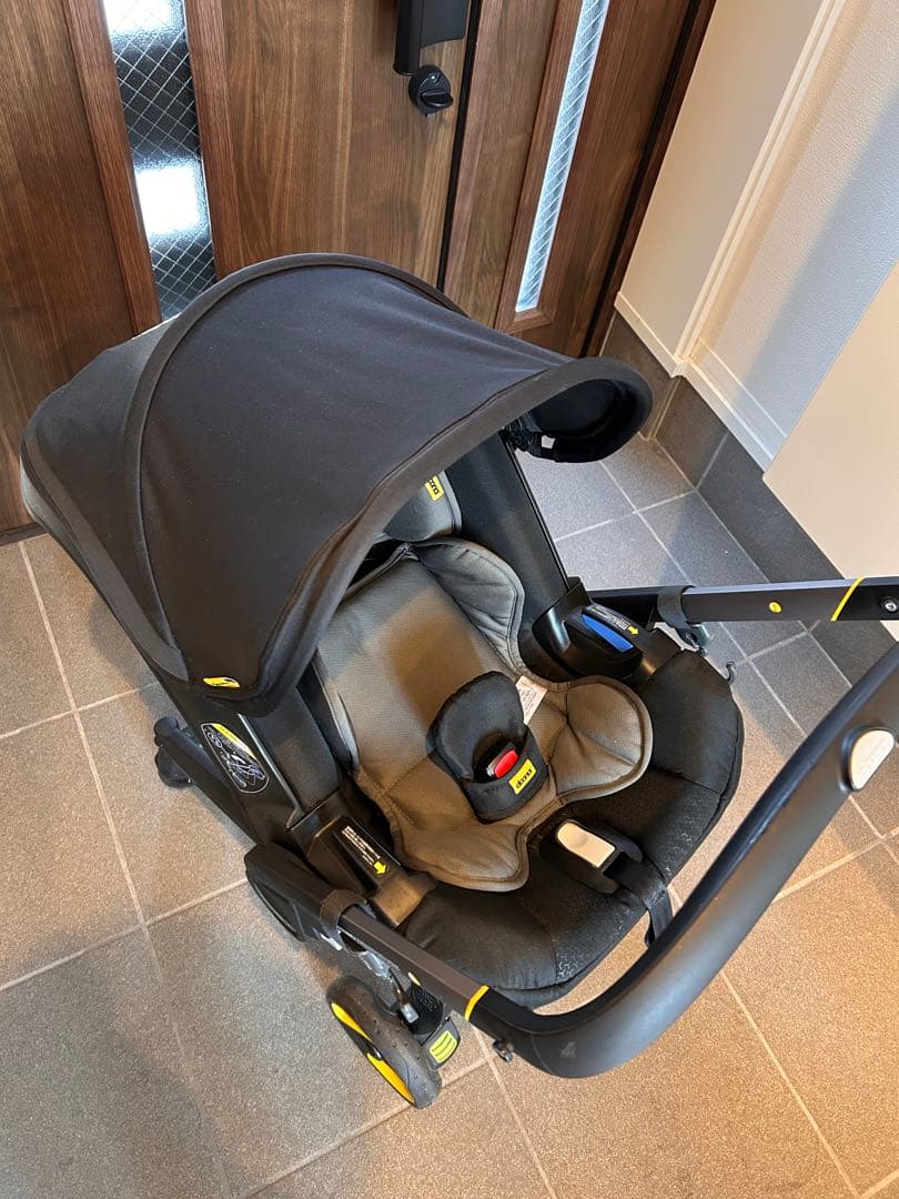 週末限定Doona+ベビーカー&チャイルドシート＋純正ISOFIXベース セット