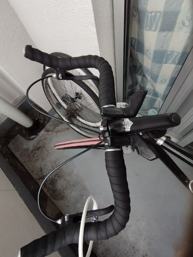 ロードバイク、室内保管　近場で取りに来られる方送料無料割引