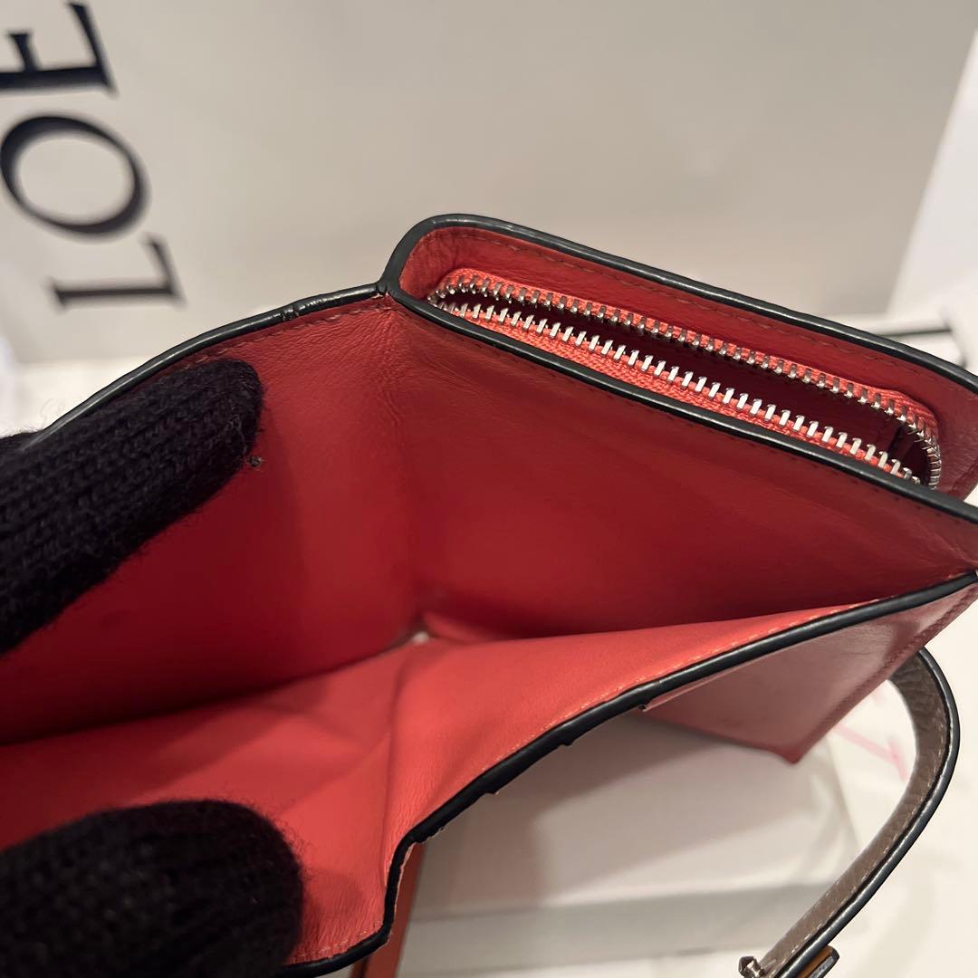 LOEWE アナグラム 二つ折り財布 ベージュ