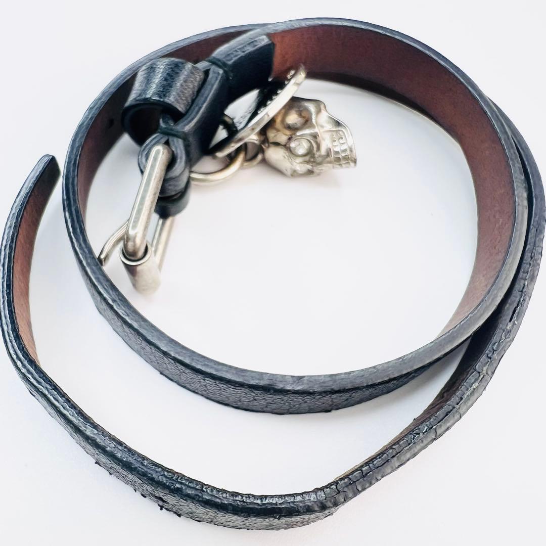 Alexander McQueen スカルラインストーン レザー ブレスレット.