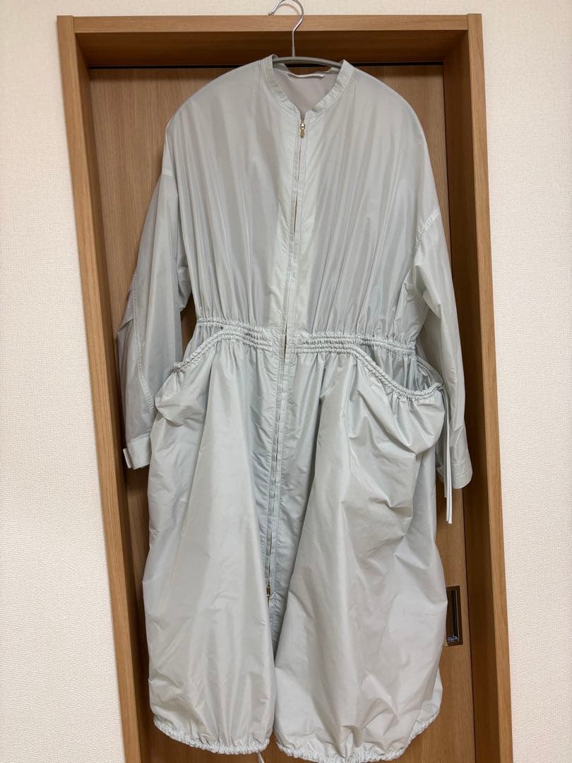 ドゥロワー　SUMMER タフタムソウ ノーカラーコート　36