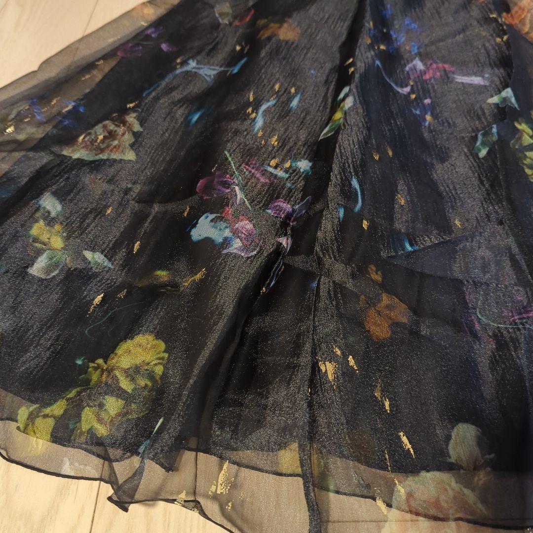 Ameri　UND SCAN FLOWER SKIRT