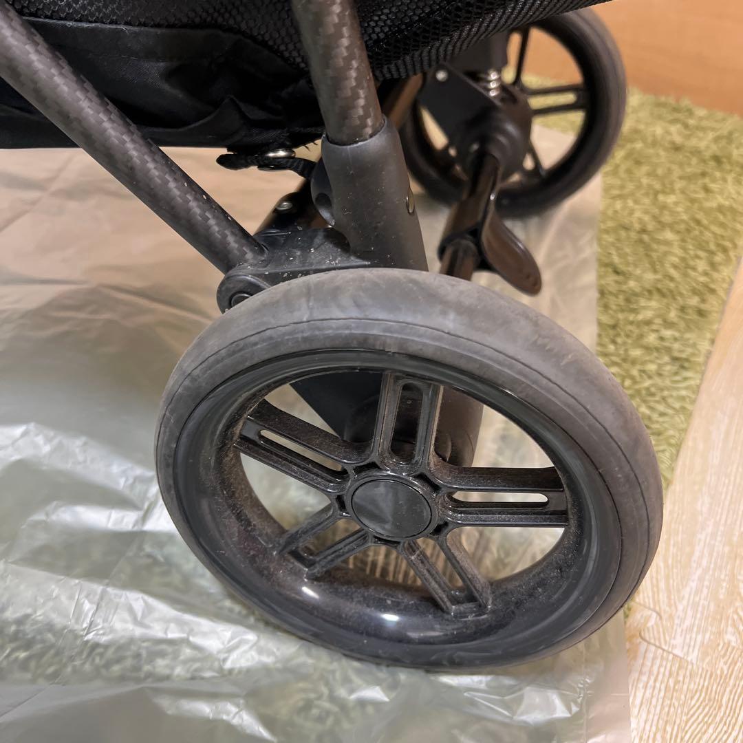 【お値下げ中】cybex メリオカーボン 2022 ベビーカー　ブラック