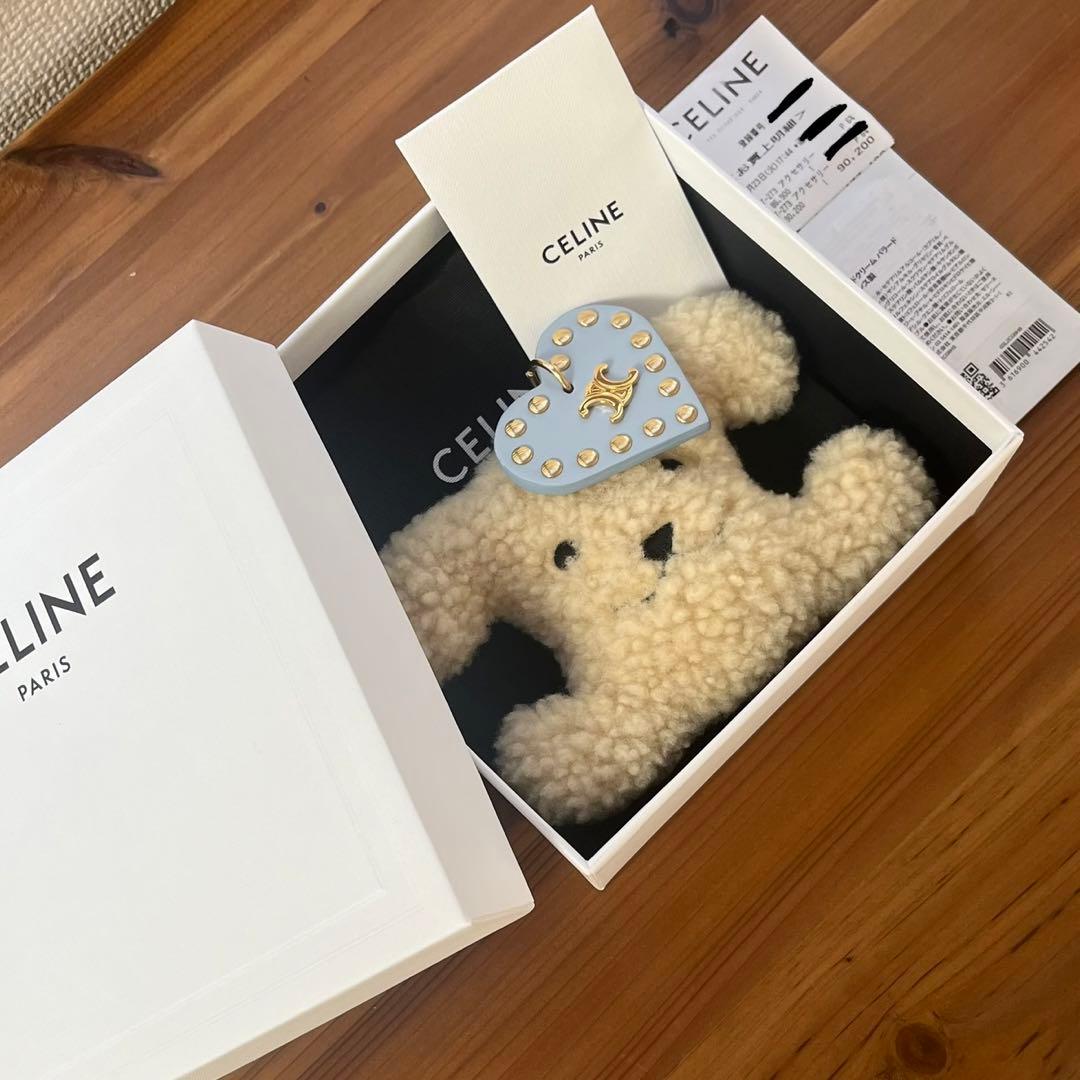 【正規品✴︎新品】CELINE トリオンフポンポンチャームおまけ付き