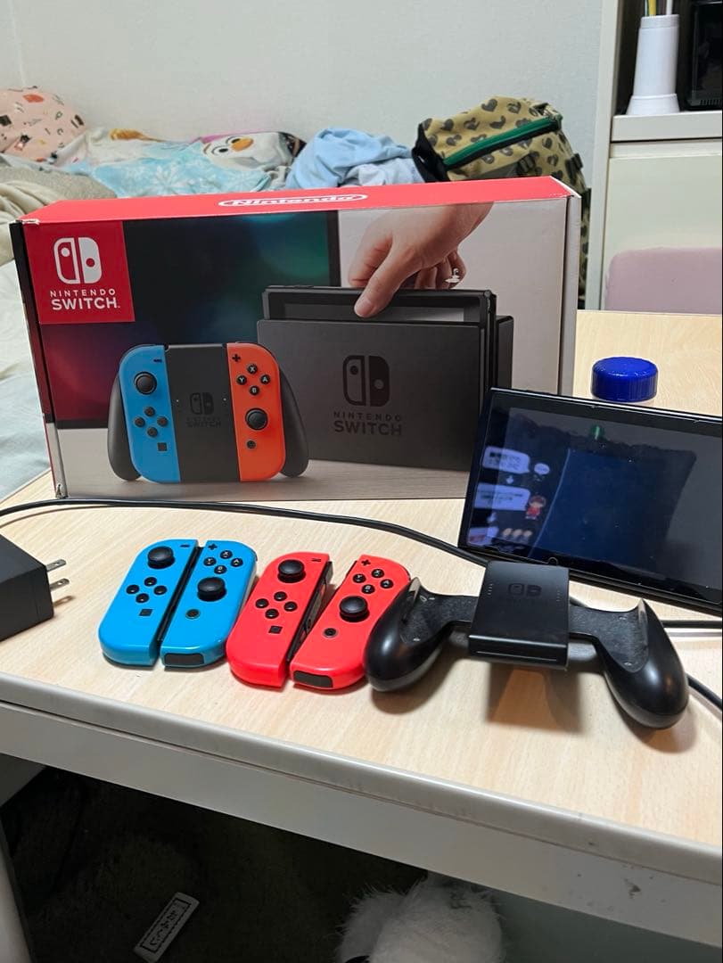 Nintendo Switch 本体　付属品あり