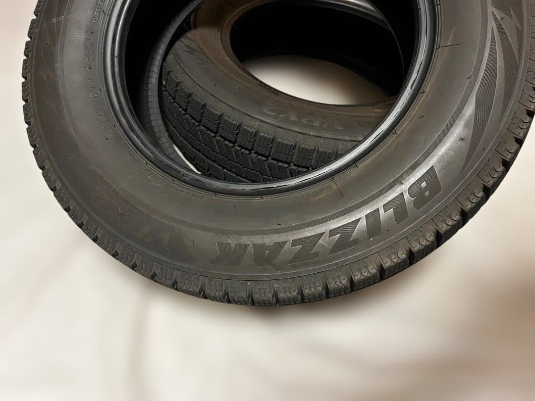 ブリヂストンスタッドレス185/70R14 バリ山　2021年製　2本セット！