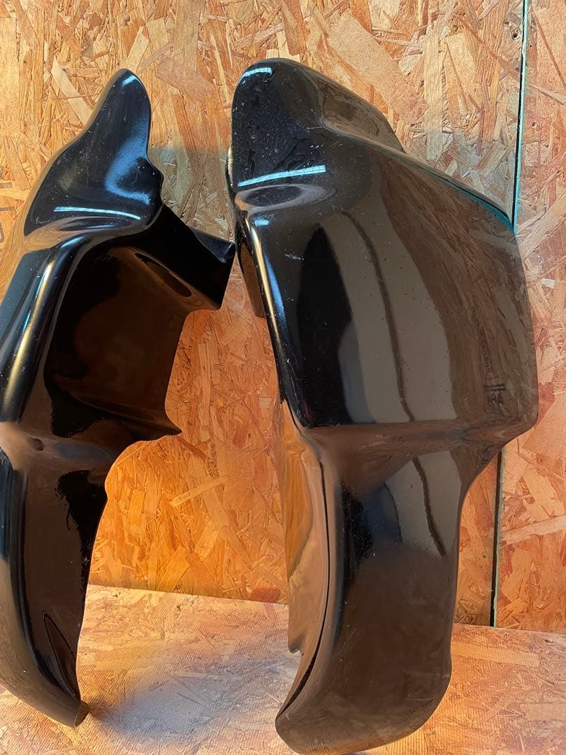 ハーレーFXRT.レッグガード