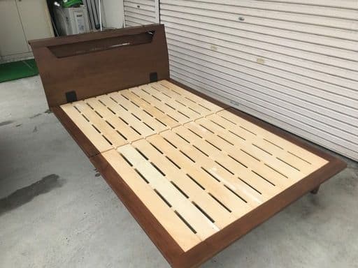 ☆【引取り限定】Granz ベッドフレーム　セミダブルサイズ