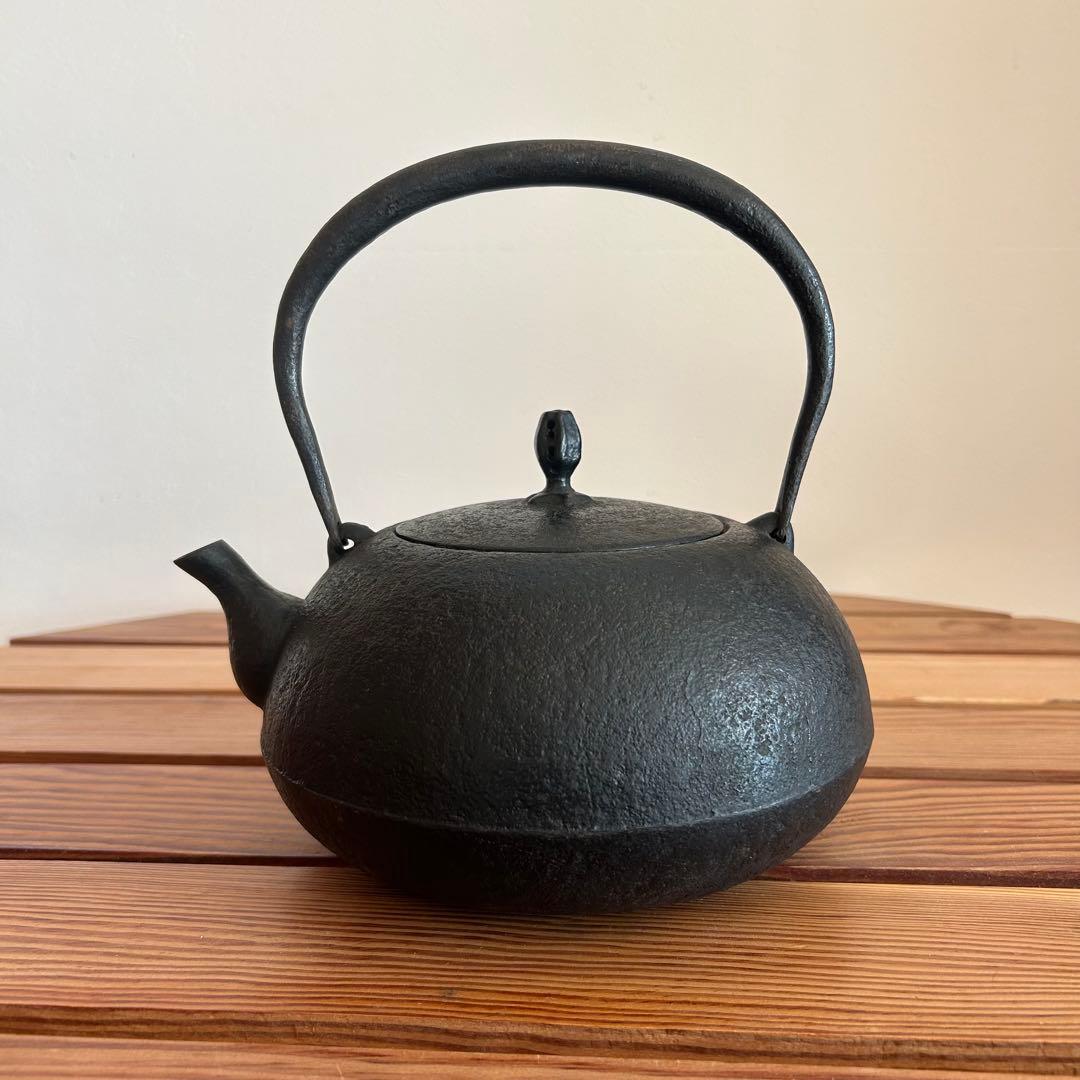 【名品・入手困難】南部鉄器 釜定 鉄瓶「新珠 肌」1.5L 刻印有 宮伸穂