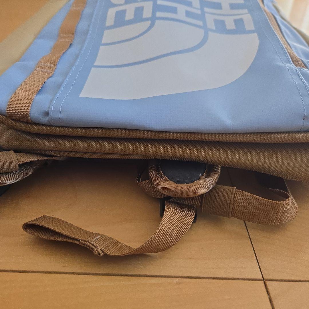 お値下げ年末まで　THE NORTH FACE 水色リュック